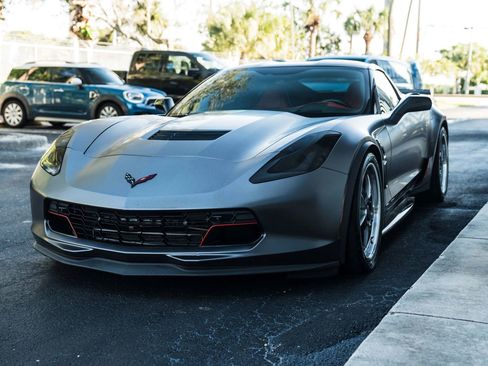 Used 2019 Chevrolet Corvette Grand Sport RWD image 4