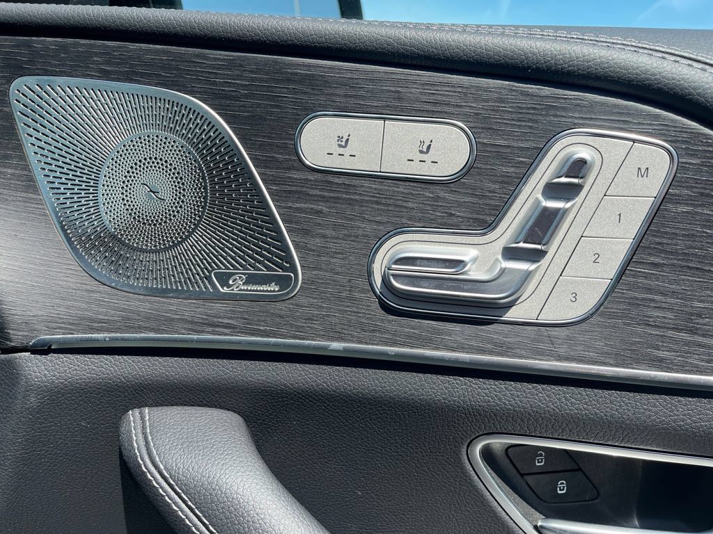 Certified 2026 Mercedes-Benz GLS 580 4MATIC image 13