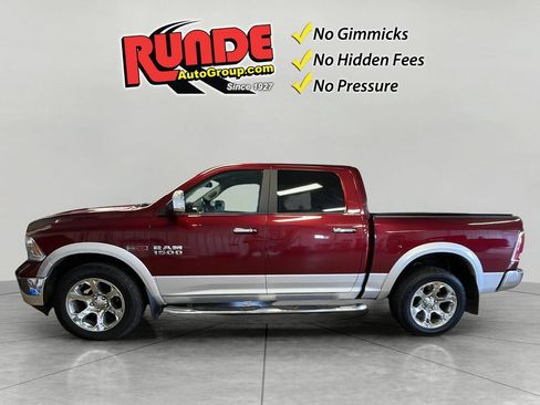 Used 2018 RAM 1500 Laramie w/ Convenience Group AWD/4WD image 3