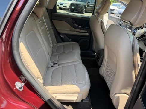 Used 2020 Lincoln Corsair AWD w/ Equipment Group 101A image 38