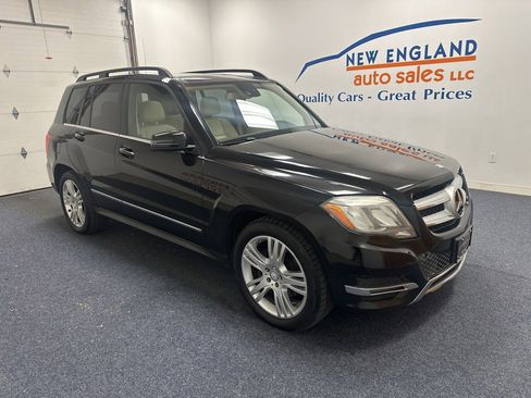 Used 2015 Mercedes-Benz GLK 350 4MATIC image 3