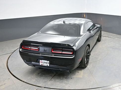 Used 2020 Dodge Challenger R/T Scat Pack w/ Shaker Package image 40