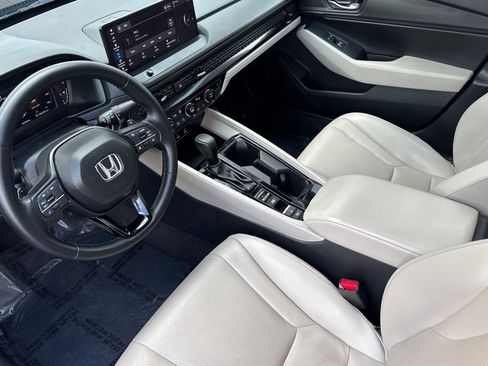 Certified 2024 Honda Accord EX-L image 4