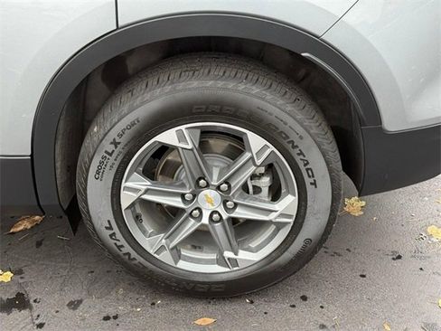 Used 2024 Chevrolet Blazer LT w/ Convenience Package image 4