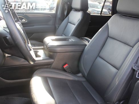 Certified 2024 Chevrolet Tahoe LT w/ Luxury Package image 11