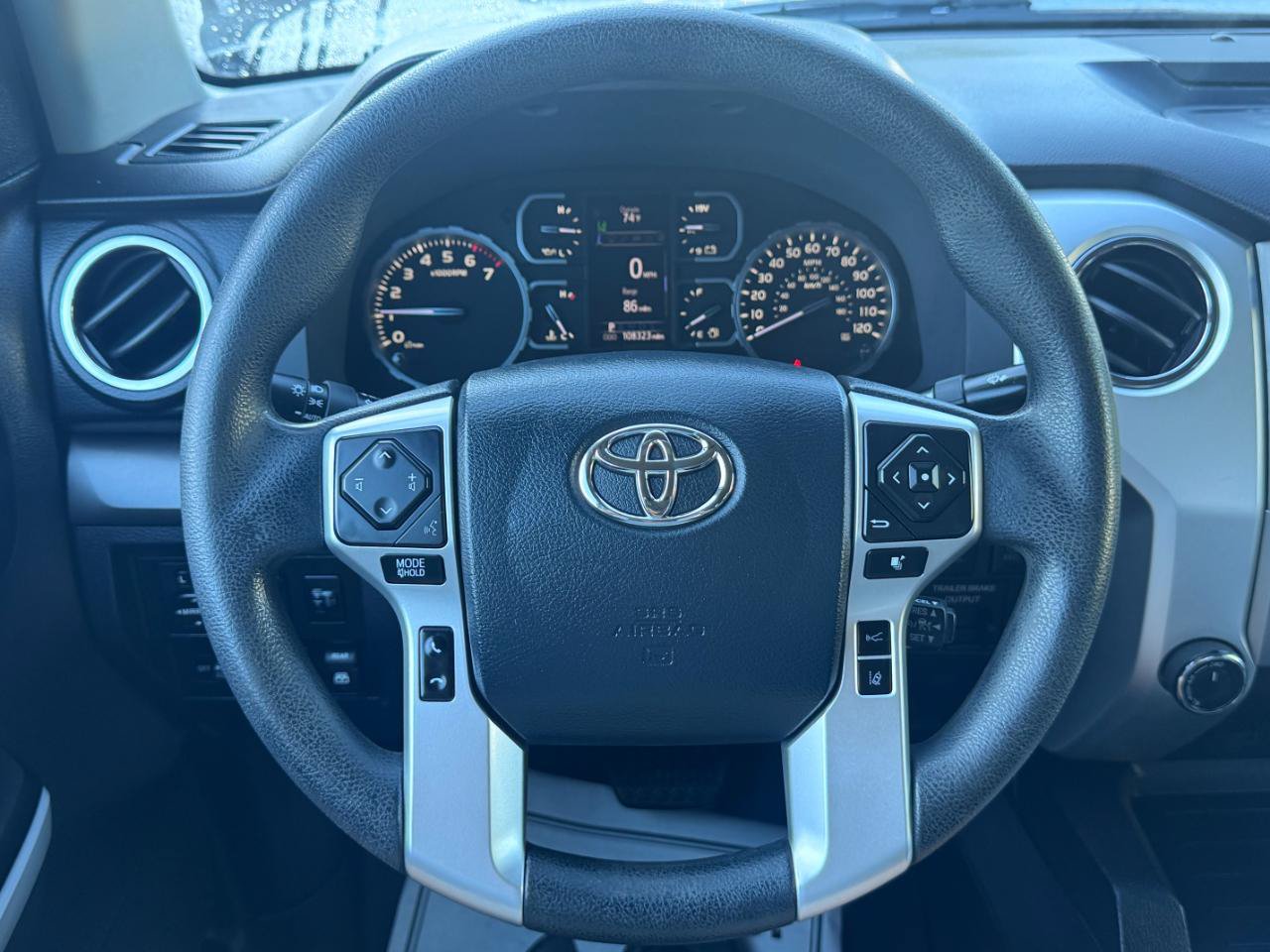 Used 2019 Toyota Tundra SR5 w/ SR5 Upgrade Package AWD/4WD image 10