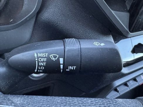 Used 2022 Toyota Tundra SR w/ SR Tow Package image 28