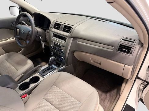 Used 2012 Ford Fusion S FWD image 11