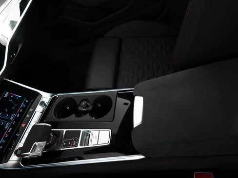 New 2026 Audi RS 6 performance image 32