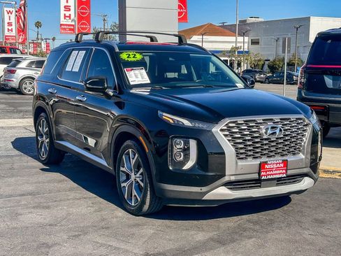 Used 2022 Hyundai Palisade SEL w/ 8P Bench Seat Package FWD image 4