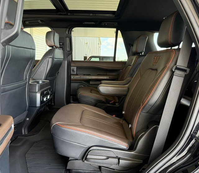 Used 2021 Ford Expedition King Ranch AWD/4WD image 7