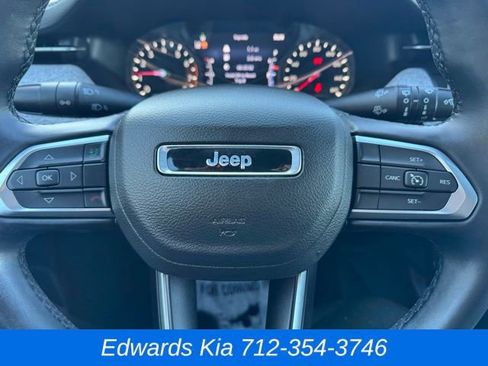 Used 2022 Jeep Compass Latitude w/ Sun and Sound Group image 24