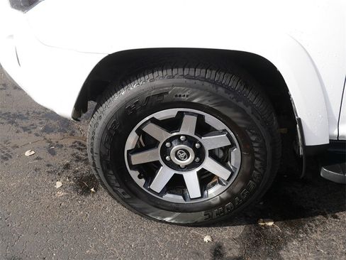 Certified 2024 Toyota 4Runner TRD Off-Road image 8