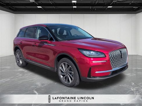 Certified 2024 Lincoln Corsair AWD w/ Equipment Group 101A image 7