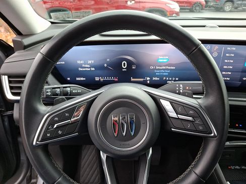 Certified 2024 Buick Envision Preferred image 19