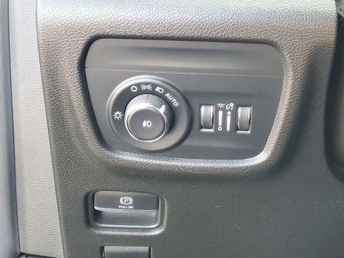 Used 2022 Jeep Grand Cherokee Trailhawk image 19