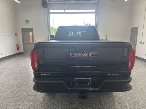 Used 2022 GMC Sierra 2500 Denali w/ Technology Package AWD/4WD image 7