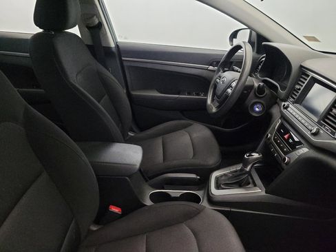 Used 2018 Hyundai Elantra SE w/ SE Connectivity Package 04 FWD image 21