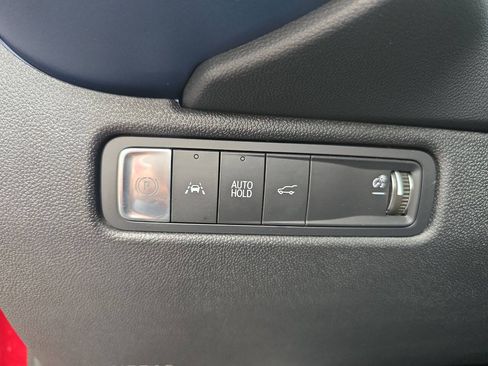 Used 2024 Chevrolet Equinox EV LT w/ Active Safety Package 3 AWD/4WD image 36