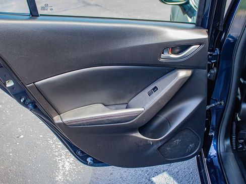 Used 2015 MAZDA MAZDA3 i Grand Touring FWD image 16