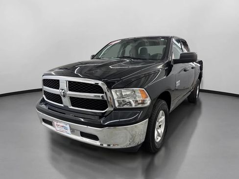 Used 2024 RAM 1500 Classic SLT AWD/4WD image 4
