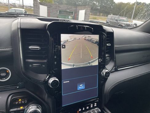 Used 2022 RAM 1500 Limited w/ Body-Colour Bumper Group image 17