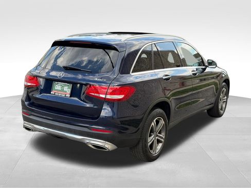 Used 2019 Mercedes-Benz GLC 300 4MATIC image 5