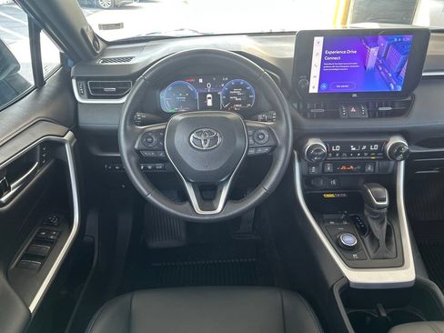 Used 2025 Toyota RAV4 XSE w/ Advanced Technology Package AWD/4WD image 16