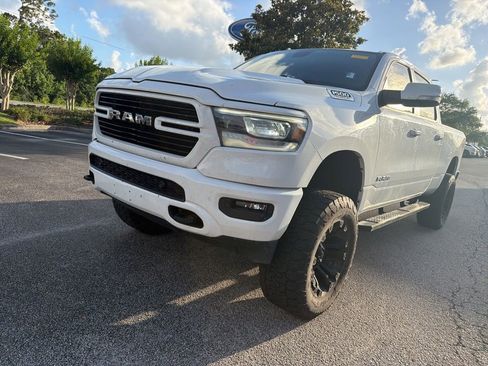 Used 2020 RAM 1500 Big Horn AWD/4WD image 1