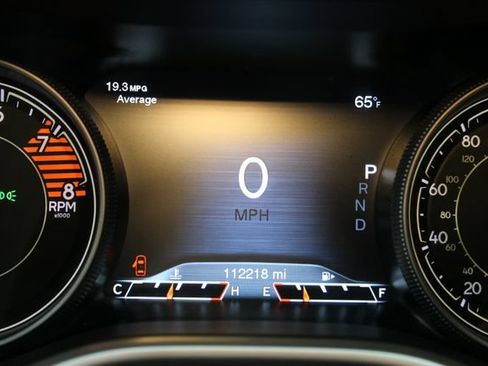 Used 2017 Jeep Cherokee Trailhawk AWD/4WD image 23