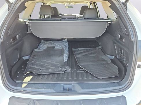 Used 2022 Subaru Outback Limited AWD/4WD image 38