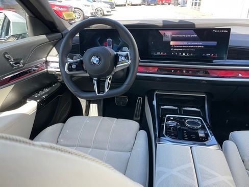 Used 2026 BMW 740i xDrive w/ Premium Package AWD/4WD image 10