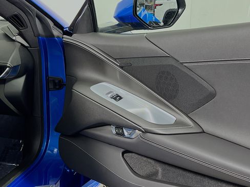 Used 2026 Chevrolet Corvette Stingray image 31