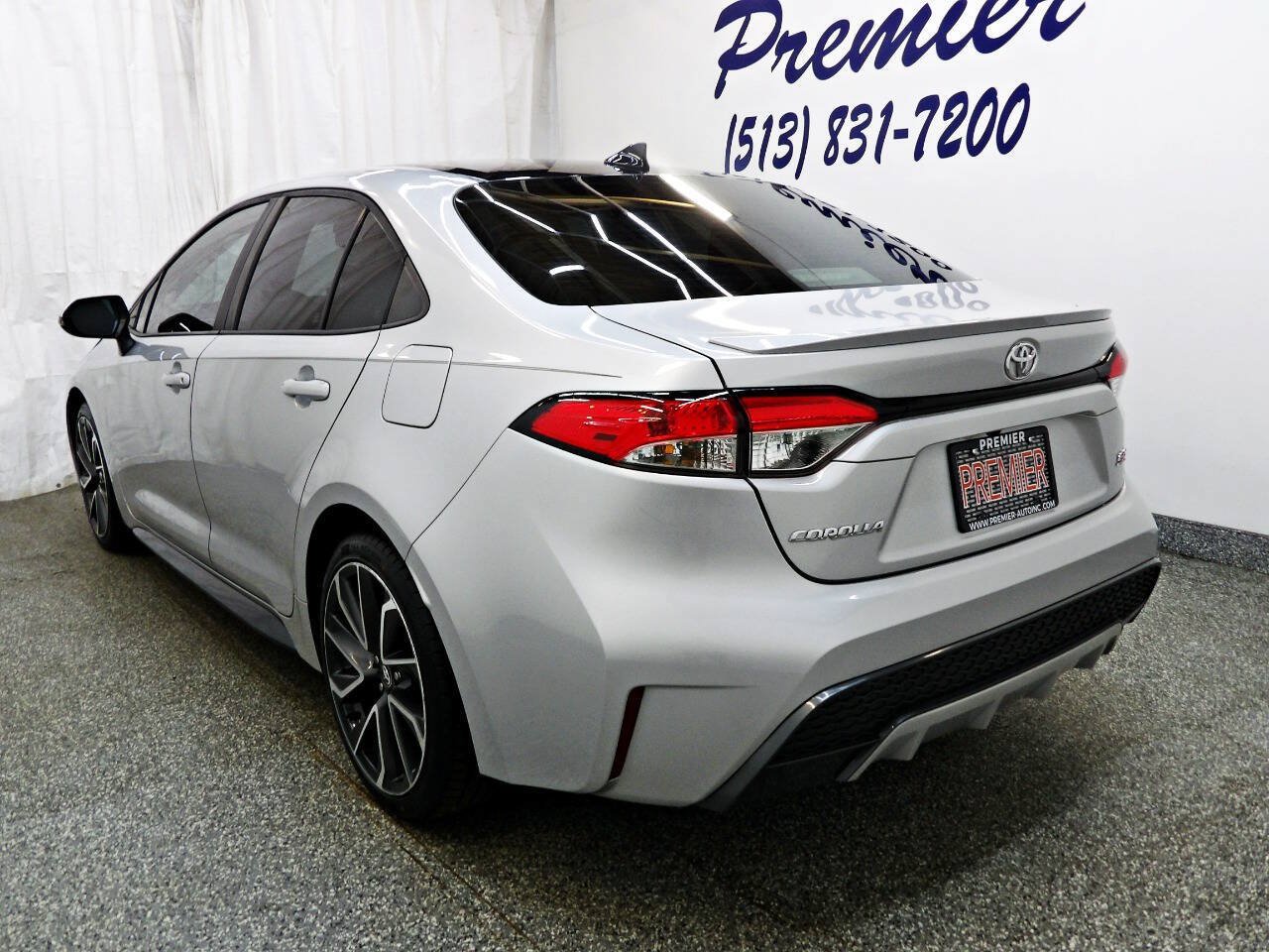 Used 2022 Toyota Corolla SE FWD image 4
