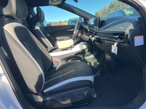 New 2025 Kia EV6 GT-Line AWD/4WD image 15
