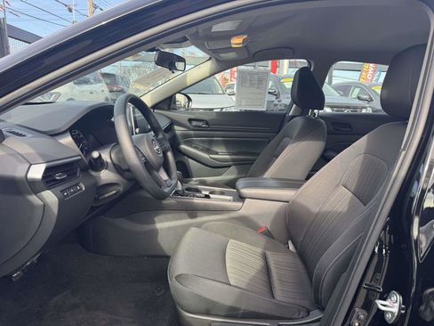 Used 2025 Nissan Altima 2.5 S image 18