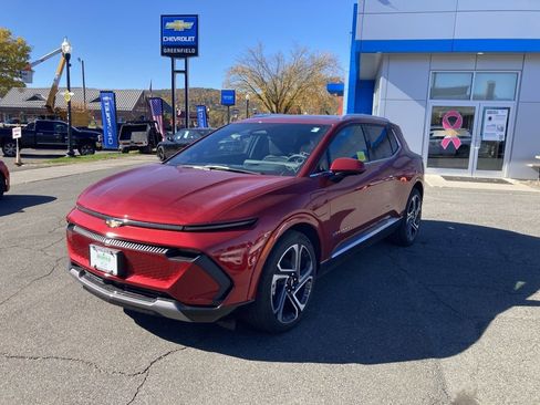 New 2026 Chevrolet Equinox EV LT w/ Convenience Package II image 3