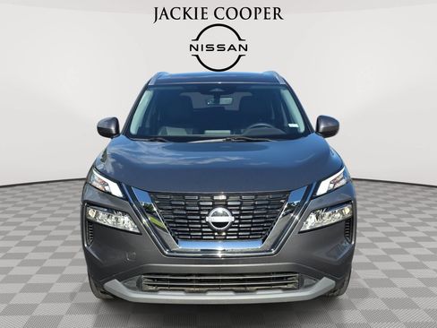 Used 2023 Nissan Rogue SV w/ SV Premium B Package AWD/4WD image 2
