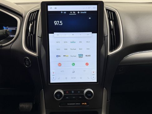 Used 2021 Ford Edge SEL image 23