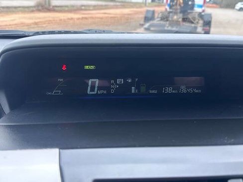 Used 2013 Toyota Prius V Two image 14