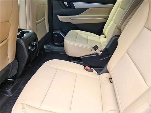 New 2026 Buick Enclave Preferred w/ Power Package image 16