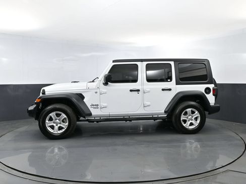 Used 2018 Jeep Wrangler Unlimited Sport S AWD/4WD image 25