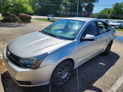 Used 2010 Ford Focus SES