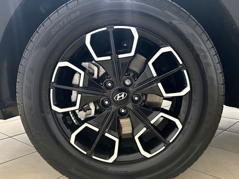 Used 2023 Hyundai Santa Cruz SEL FWD image 10