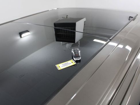 Used 2015 Ford F150 Lariat w/ Equipment Group 502A Luxury image 14