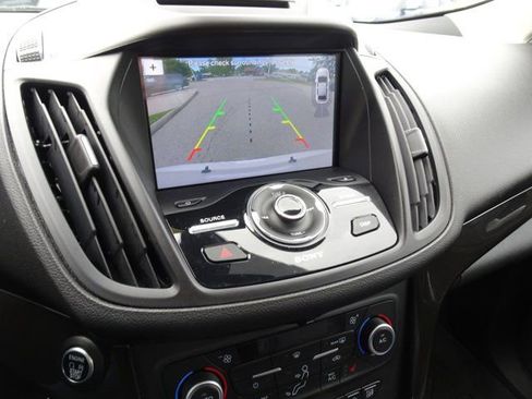 Used 2018 Ford Escape Titanium AWD/4WD image 21