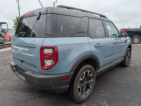 Used 2022 Ford Bronco Sport Outer Banks w/ Tech Package AWD/4WD image 5