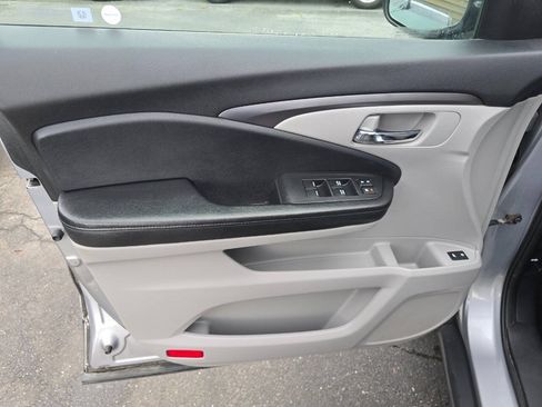 Used 2017 Honda Pilot EX-L image 15