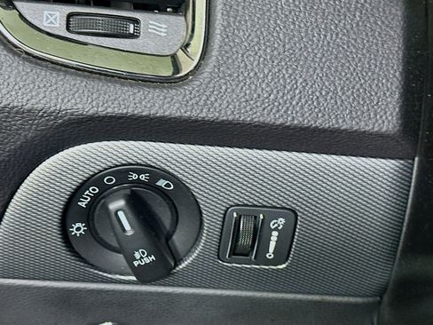 Used 2019 Dodge Durango GT image 17