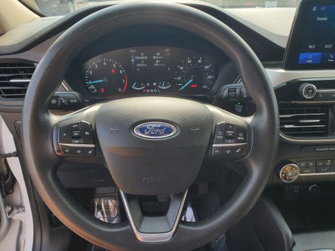 Used 2020 Ford Escape SE FWD image 14
